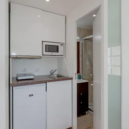 Alfama River View Apartman *